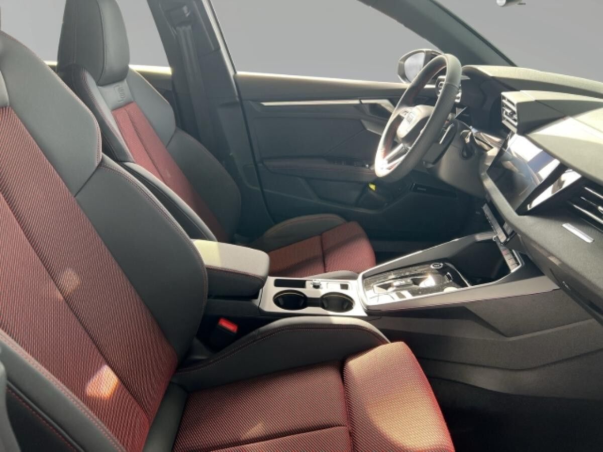 Audi A3 allstreet 35 TFSI (150 PS) S tronic 19'' Business Matrix-LED AHK