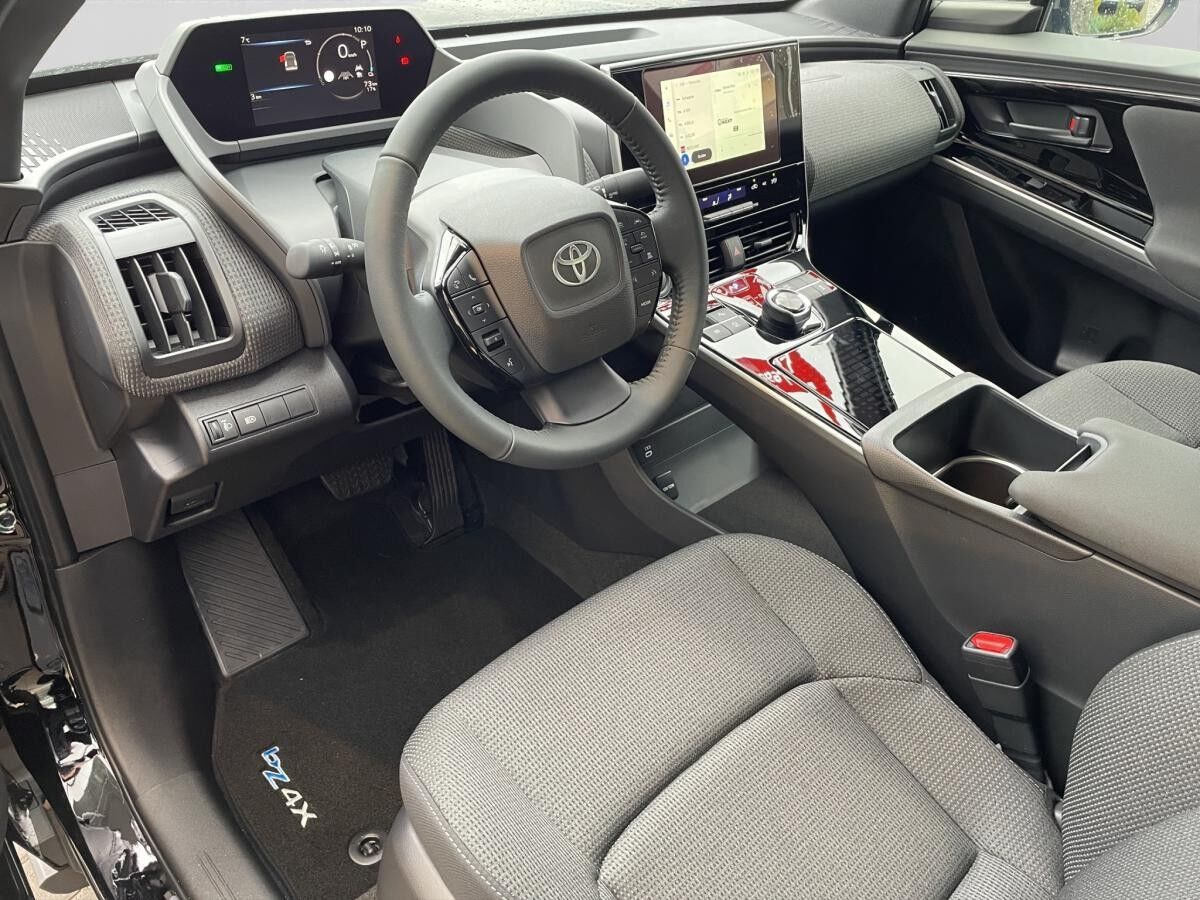 Toyota bZ4X 4x2 Comfort Modelljahr 2025! ⚡⚡Engelbart-Black-Deal⚡⚡