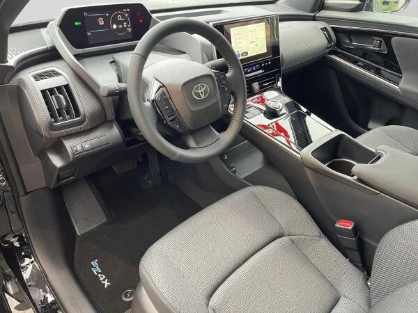 Toyota bZ4X 4x2 Comfort Modelljahr 2025! **limitierte Engelbart-Aktion ohne Anzahlung**