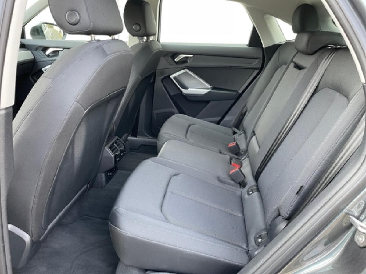 Audi Q3 Sportback 35 TFSI S line KLIMA LED NAVI