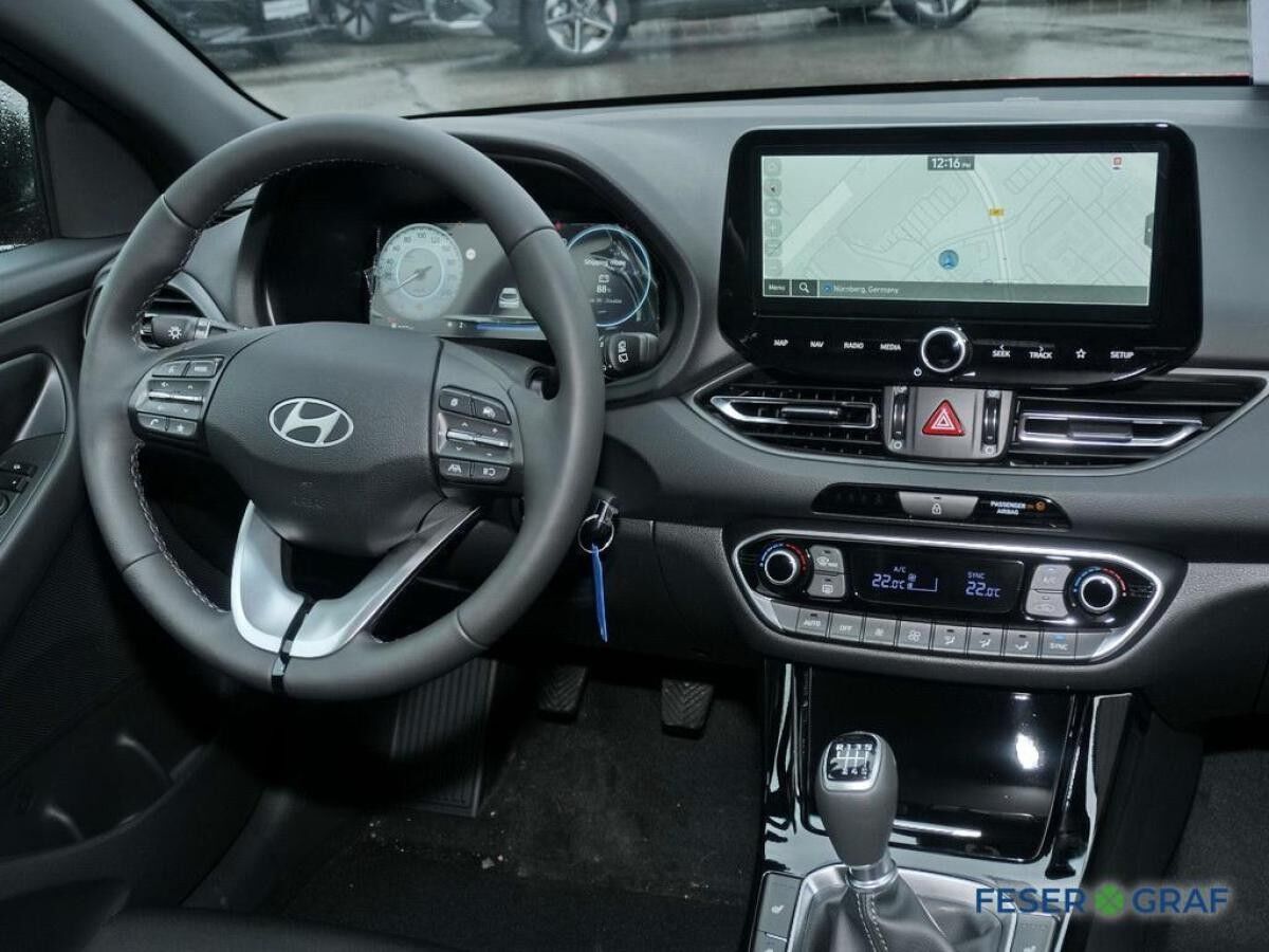 Hyundai i30 ADVANTAGE NAVI KAMERA LED SHZ LHZ CARPLAY