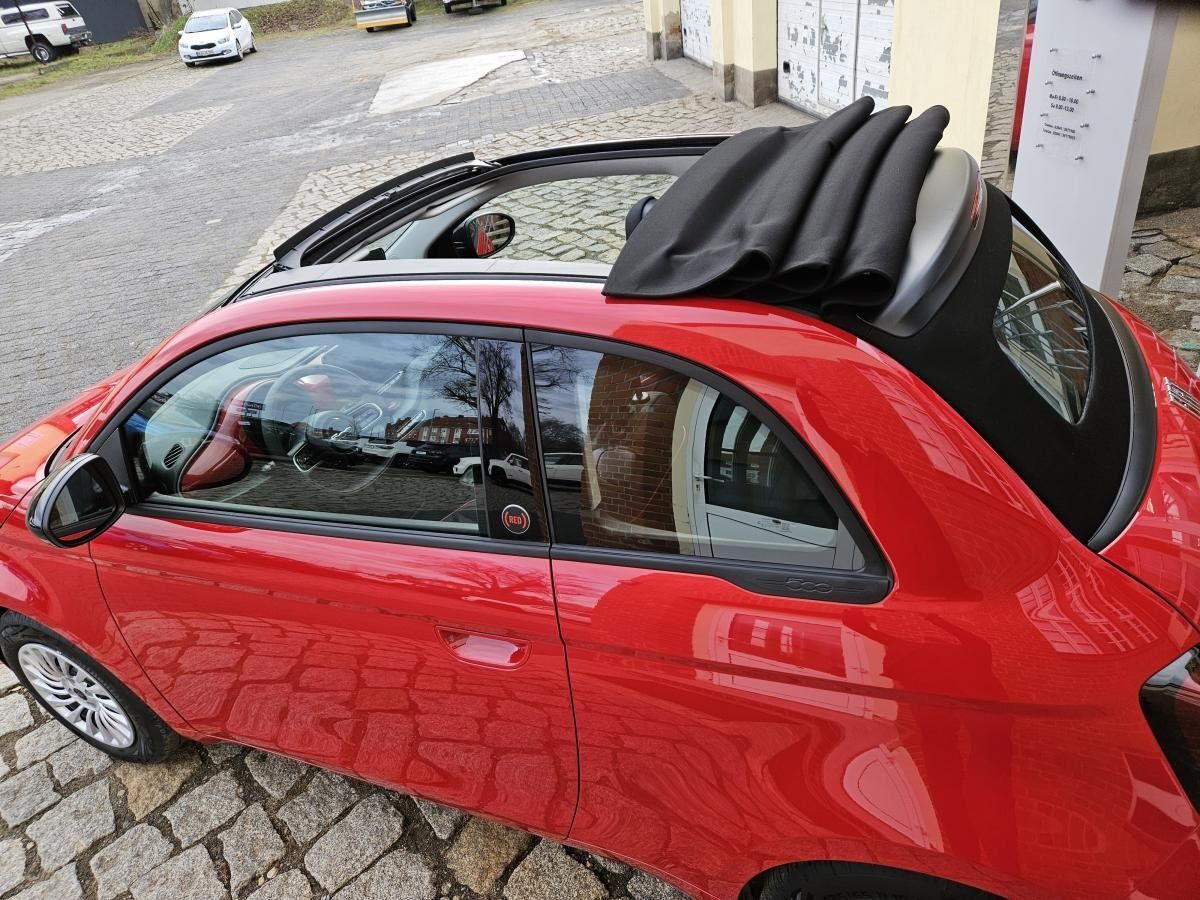 Fiat 500e RED Cabrio 42 KWH - Komfort Paket - sofort verfügbar