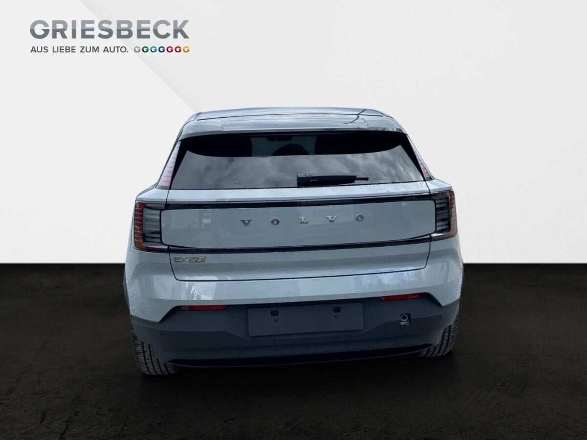 Volvo EX30 Plus Extended Range Winterpaket ACC