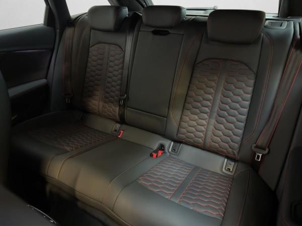 Audi RS4 RS 4 Avant, Massagesitze, HUD, Assistenzsysteme, B&O Sound
