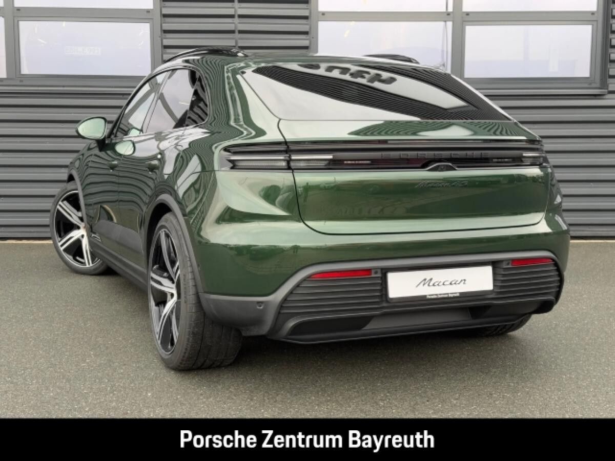 Porsche Macan 4S *AHV*MATRIX*INNO*LUFTFEDER.*HEADUP*BOSE*