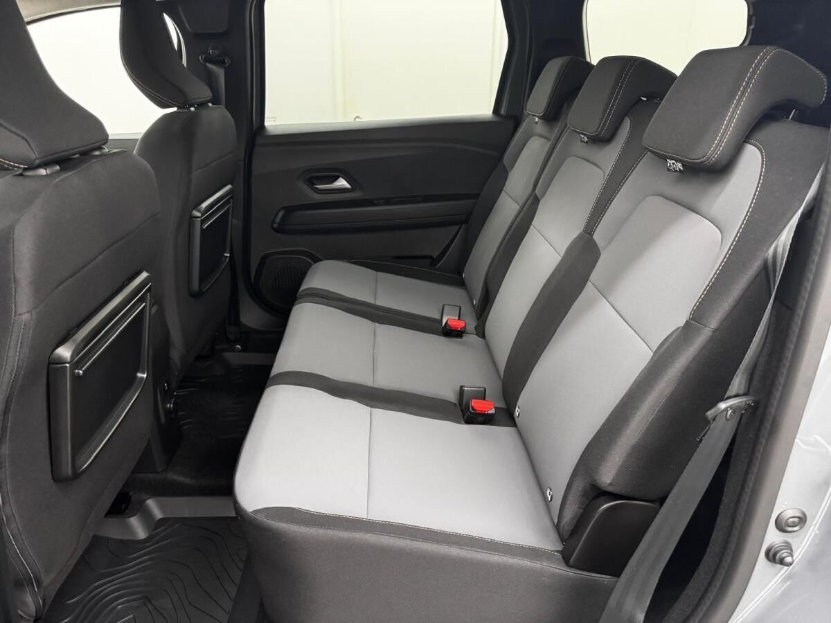 Dacia Jogger Extreme Hybrid 140 7-Sitzer 📲inkl. Full-Servi