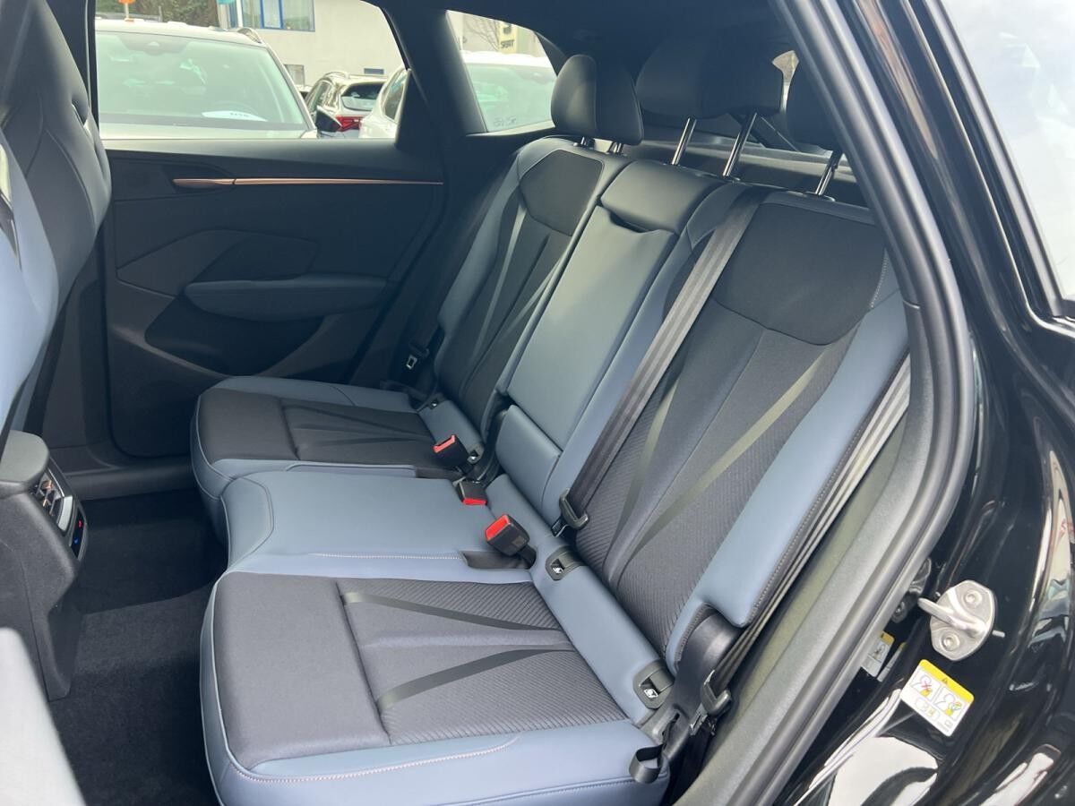 Cupra Terramar 1.5 eTSI ACC/AHK/DCC/HUD/HD-Matrix/Navi/Kamera/Sennheiser/SH/19"