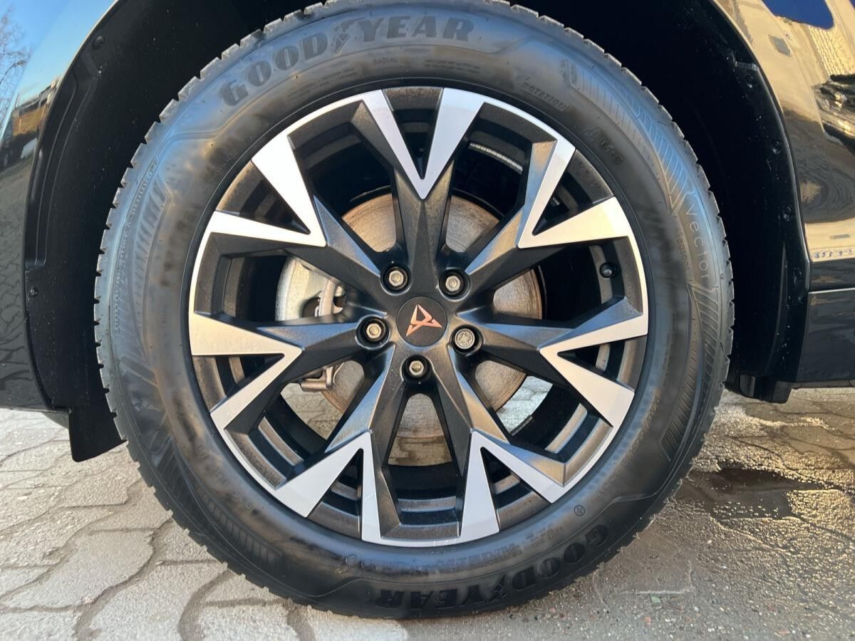 Cupra Terramar 1.5 eTSI ACC/AHK/HUD/Navi/Kamera/SH/GJR
