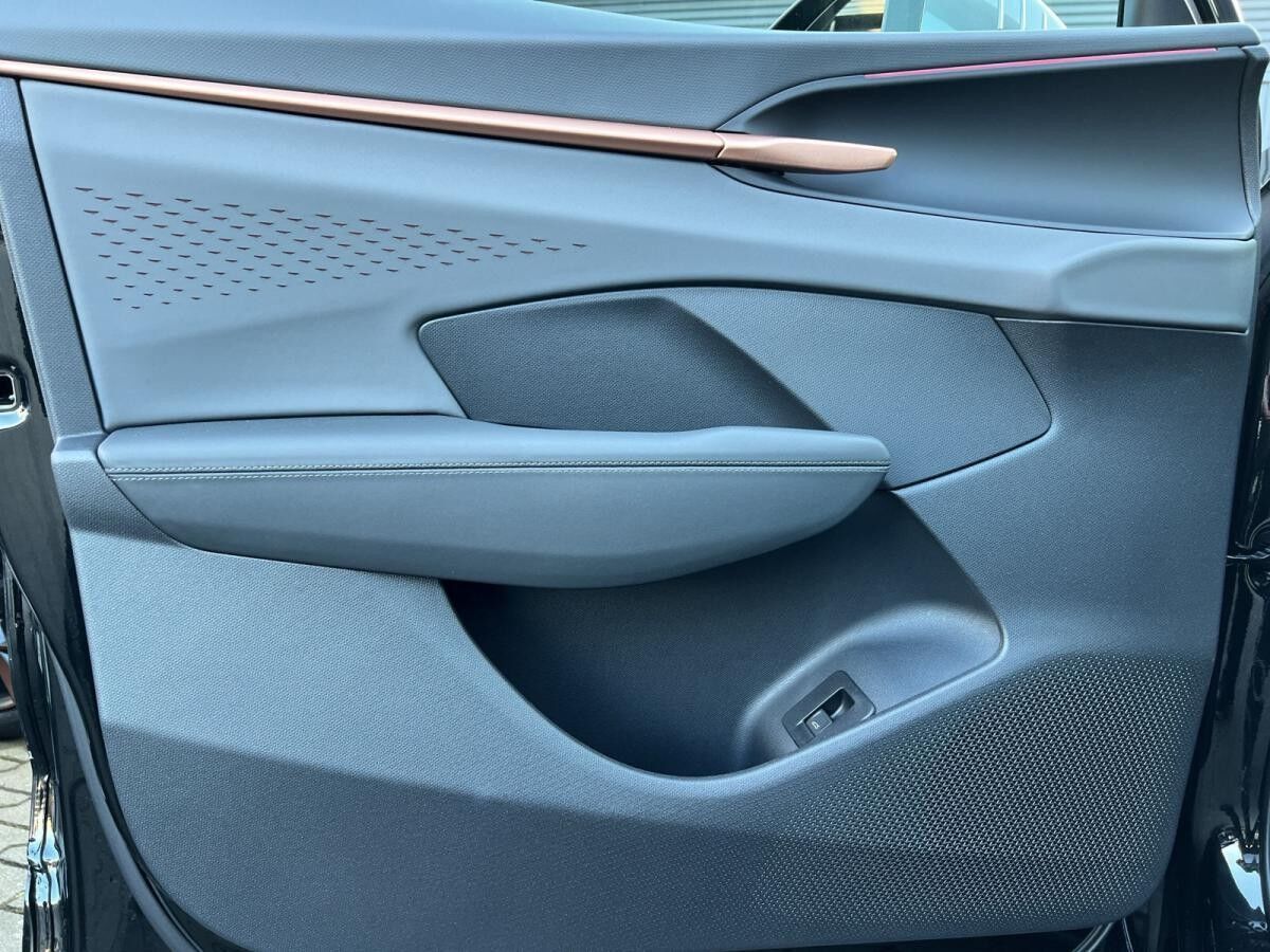 Cupra Terramar 1.5 eTSI ACC/AHK/HUD/Navi/Kamera/SH/GJR