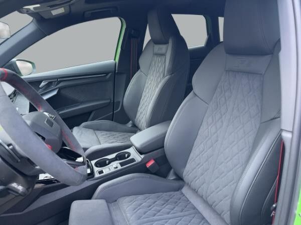Audi RS3 SPORTBACK 2.5 TFSI MATRIX-LED+PANO+HUD+VIRTUAL+SPORTABGAS