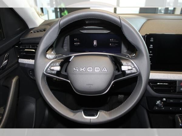 Skoda Scala Tour 1,0 TSI DSG Matrix NAVI PDC DAB Kessy 18 Zoll