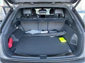 Volkswagen Touareg R-Line 3.0 l TDI V6 4MOTION Volkswagen Touareg R-Line 3.0 l TDI V6 4MOTION