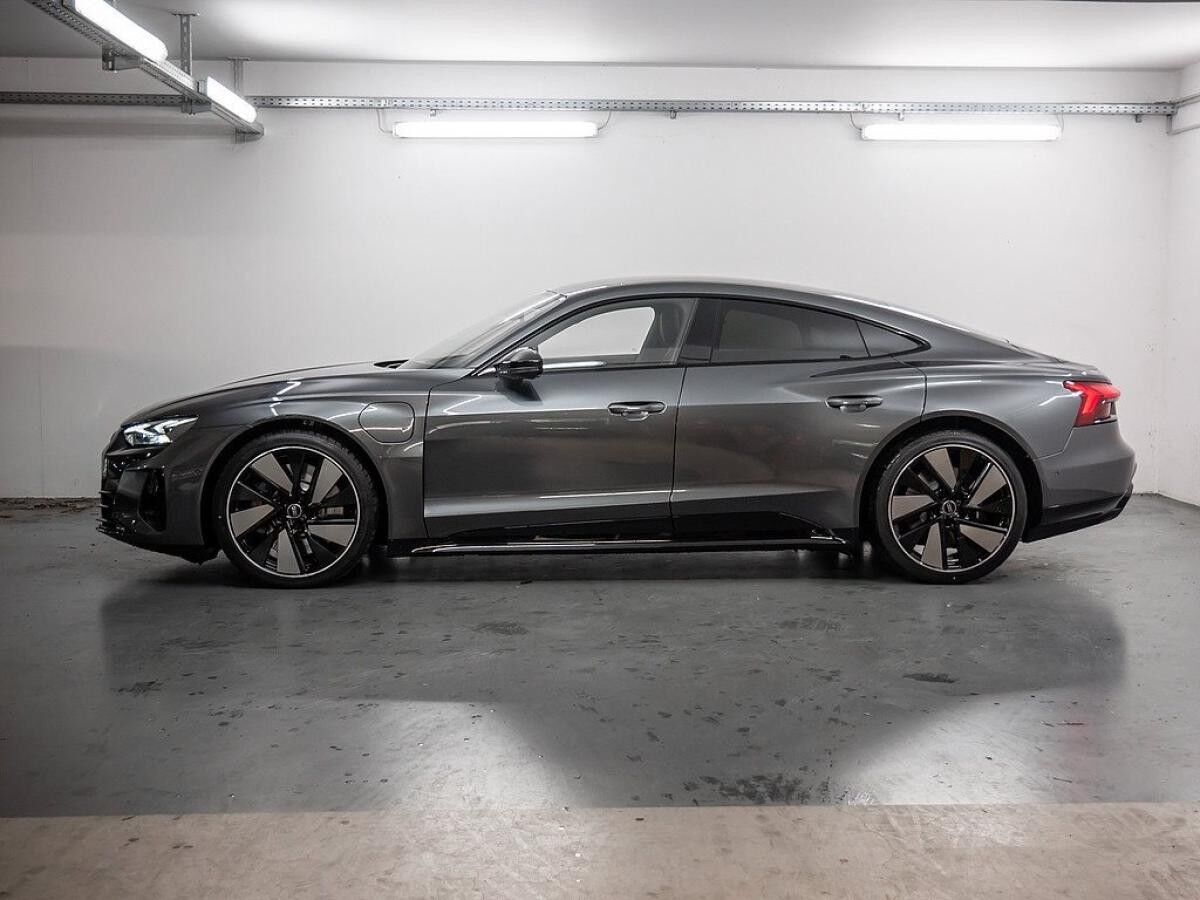 Audi e-tron GT quattro 350 kW,B&O, HuD, Matrix LED