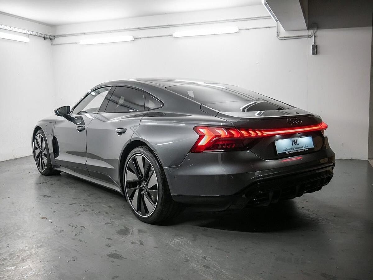 Audi e-tron GT quattro 350 kW,B&O, HuD, Matrix LED