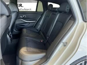 BMW 320 320d M Sport +++UPE: *71140,00,--+++