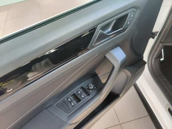 Volkswagen T-Roc Cabriolet 1.5 TSI DSG R-Line