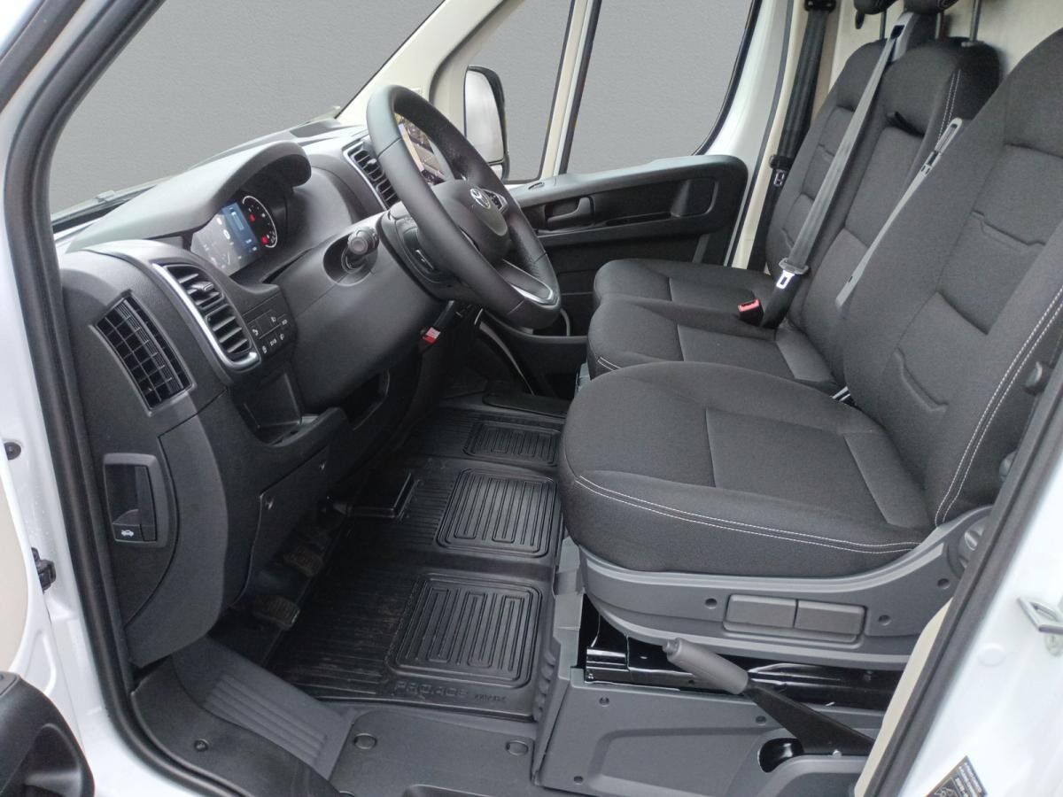 Toyota Proace Max L3H2 verblecht 4-türig KaWa Meister 35 2.2 Diesel 103kW (140 PS) Start-Stopp 6-Gang-Schaltgetriebe