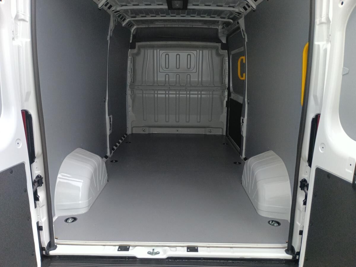 Toyota Proace Max L3H2 verblecht 4-türig KaWa Meister 35 2.2 Diesel 103kW (140 PS) Start-Stopp 6-Gang-Schaltgetriebe