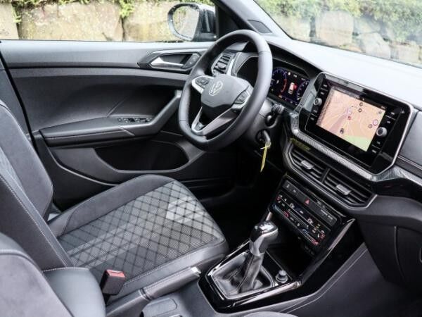 Volkswagen T-Cross R-Line 1.0 l TSI OPF 85 kW (116 PS) 7-Gang DSG Lagerfahrzeug