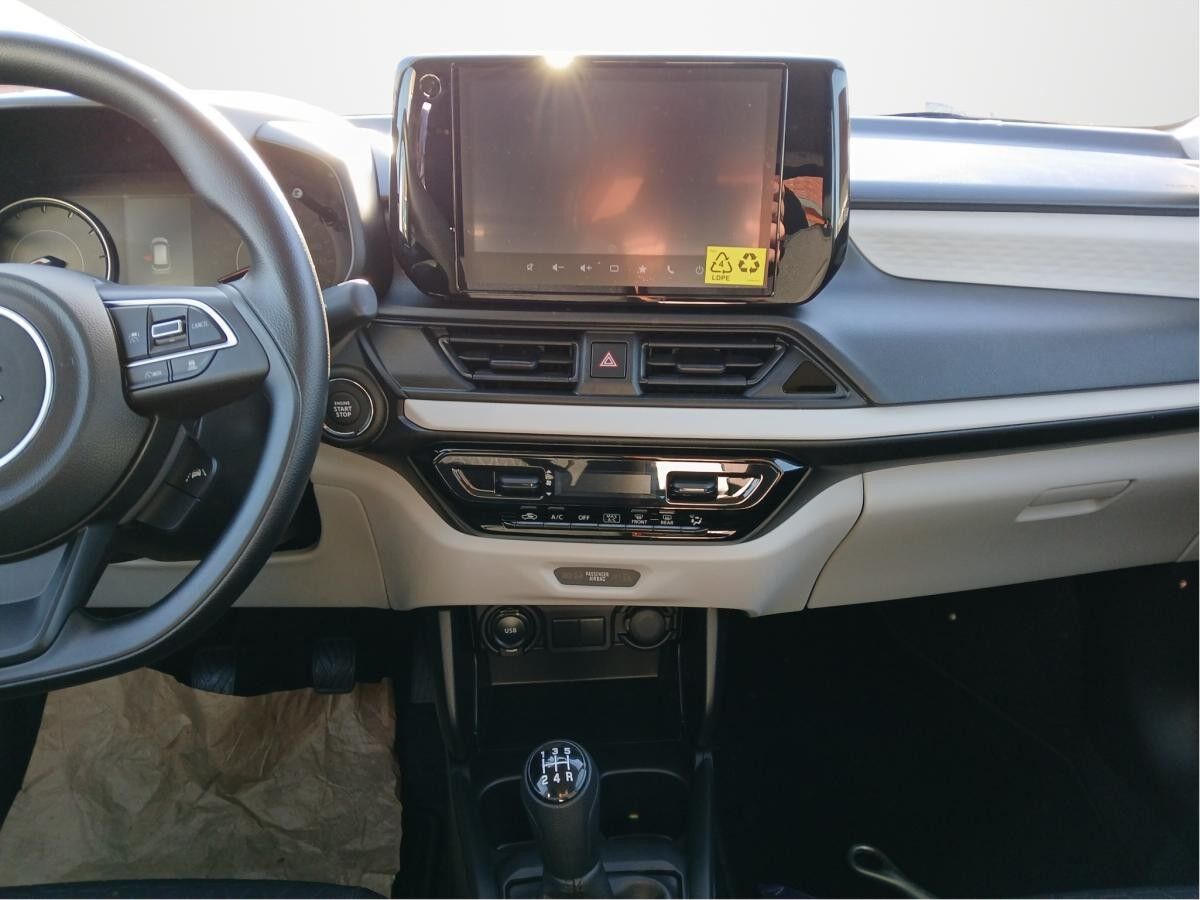 Suzuki Swift Club Hybrid