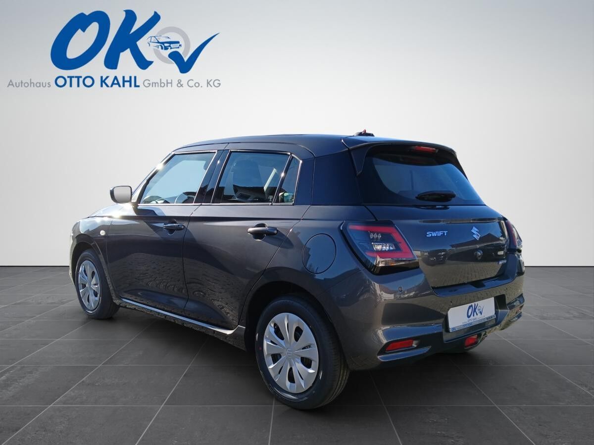 Suzuki Swift Club Hybrid