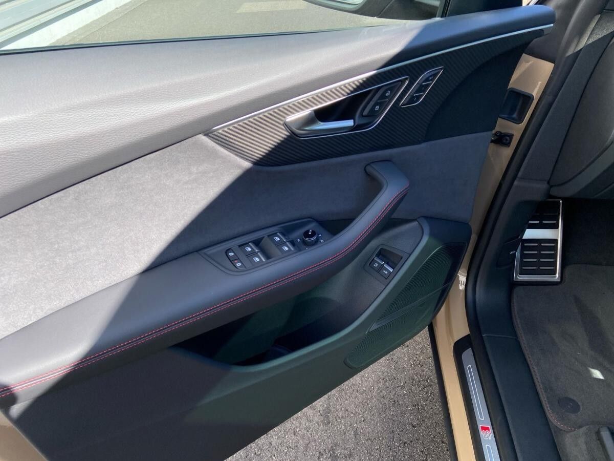 Audi Q8 SUV 55 TFSI e qu. *ABT POWER S*