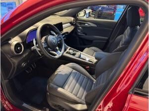 Alfa Romeo Tonale Ibrida Veloce mit TECHNOLOGIEPAKET