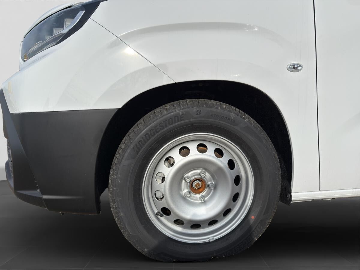 Toyota Proace City L1 verblecht 4-türig Electric Duty 50 kWh Vollelektrisch 100 kW (136 PS) stufenlose Automatik**SOFOR