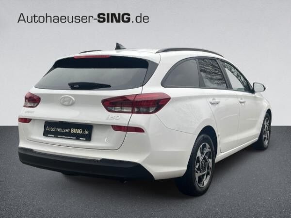 Hyundai i30 cw Kombi Automatik M-Hybrid Klima LED Kamera