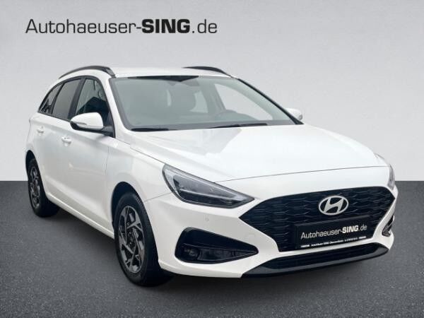 Hyundai i30 cw Kombi Automatik M-Hybrid Klima LED Kamera