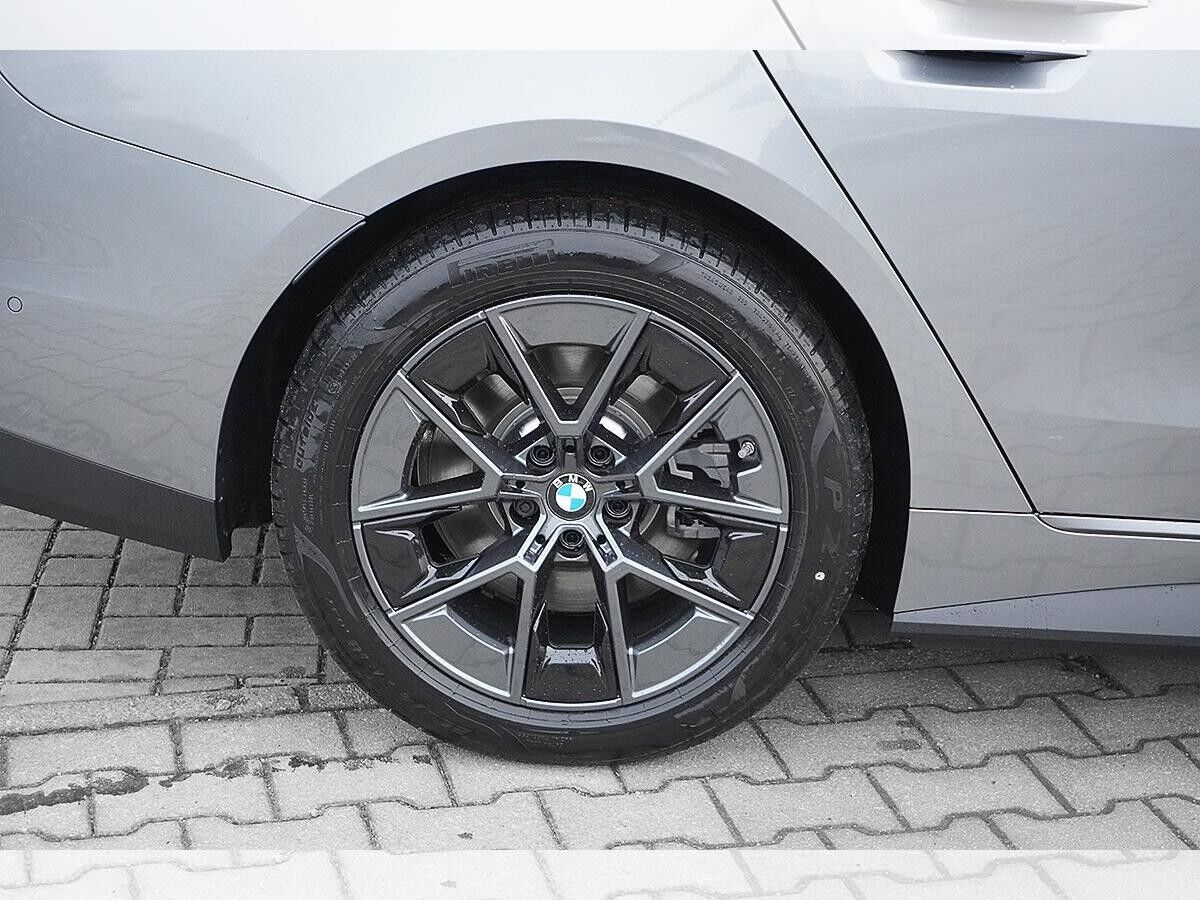BMW i4 eDrive40 0,25% HeadUp AHK ACC Kamera Sportsitze LED Wireless Charging