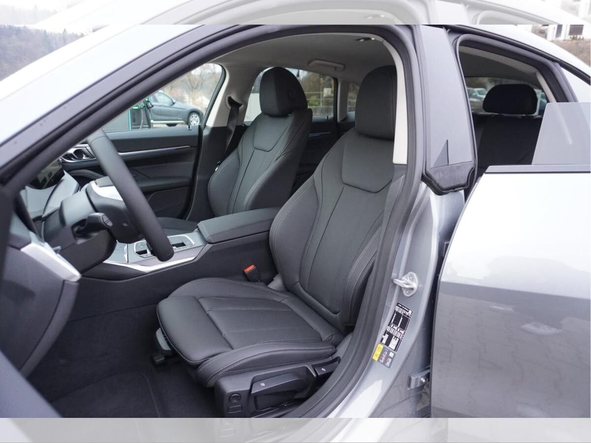 BMW i4 eDrive40 0,25% HeadUp AHK ACC Kamera Sportsitze LED Wireless Charging