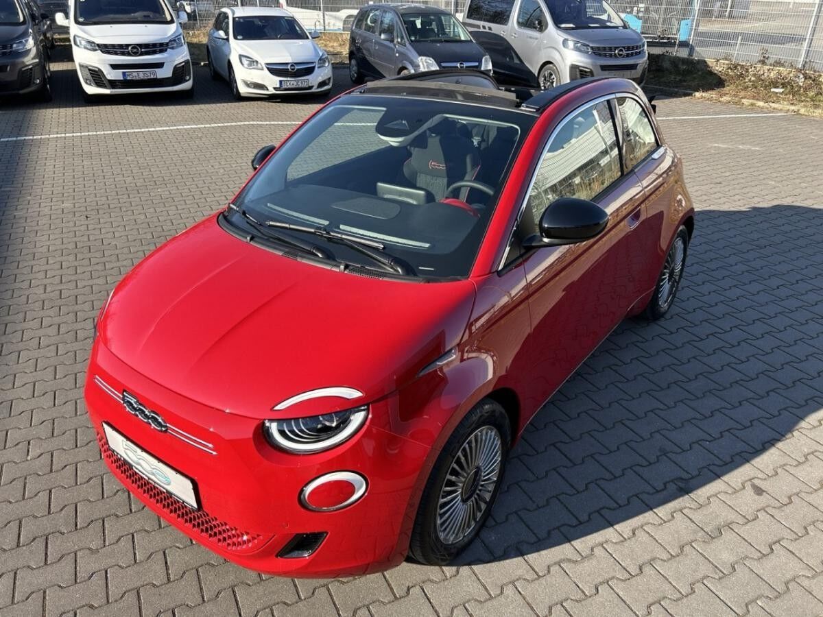 Fiat 500e Cabrio RED  🌟 LED / Kamera / Sitzheizung🌟