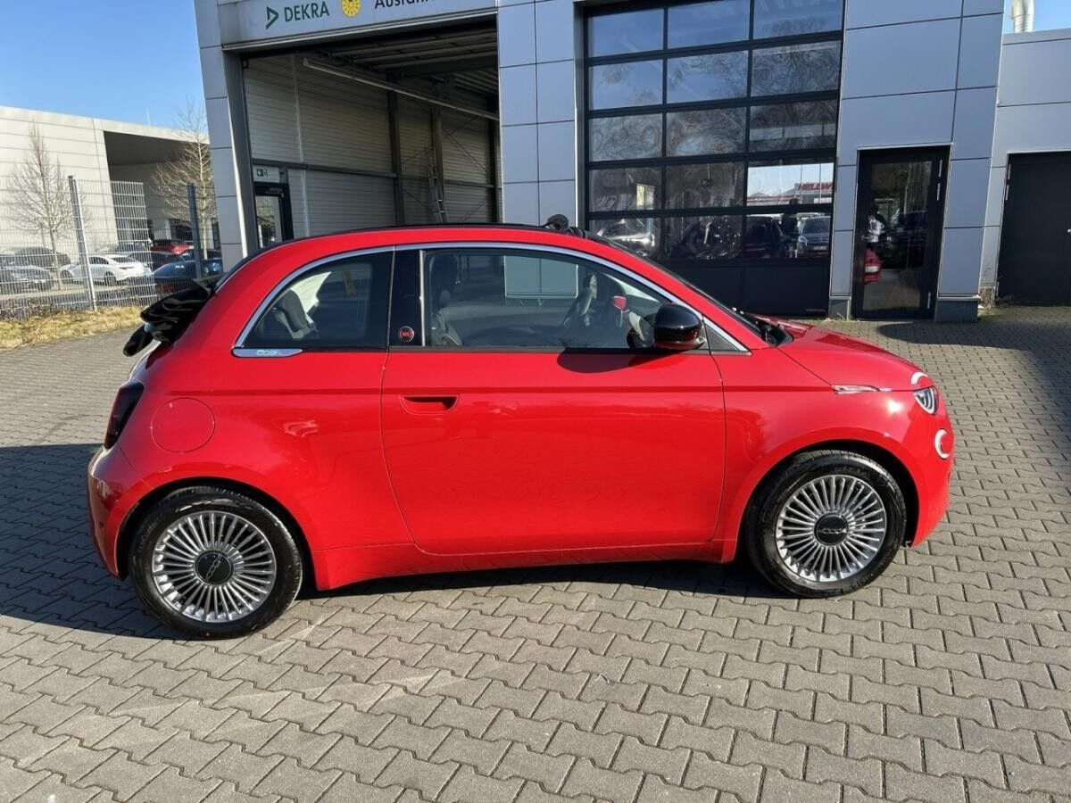 Fiat 500e Cabrio RED  🌟 LED / Kamera / Sitzheizung🌟
