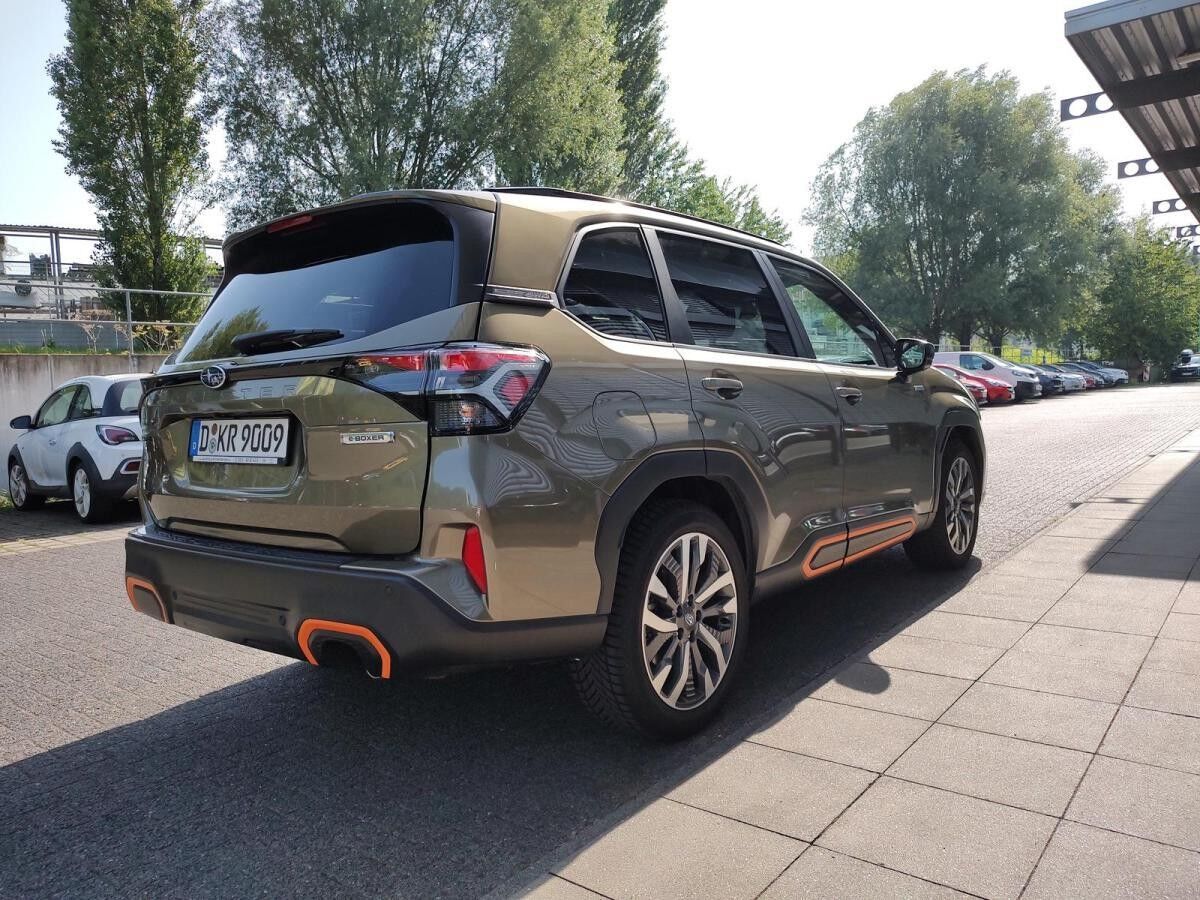 Subaru Forester 2.0ie e-Boxer Platinum MJ 2025
