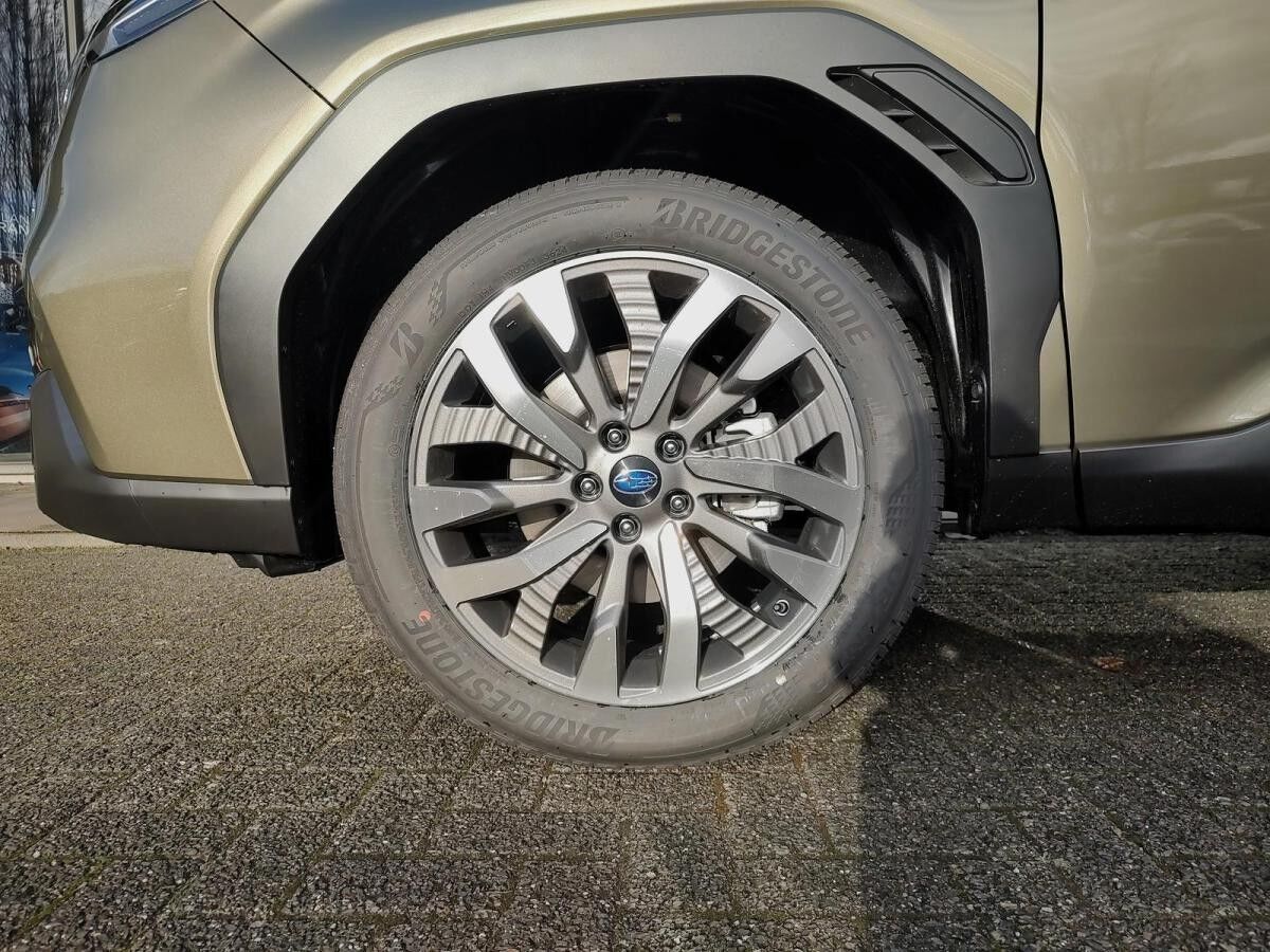 Subaru Forester 2.0ie e-Boxer Platinum MJ 2025