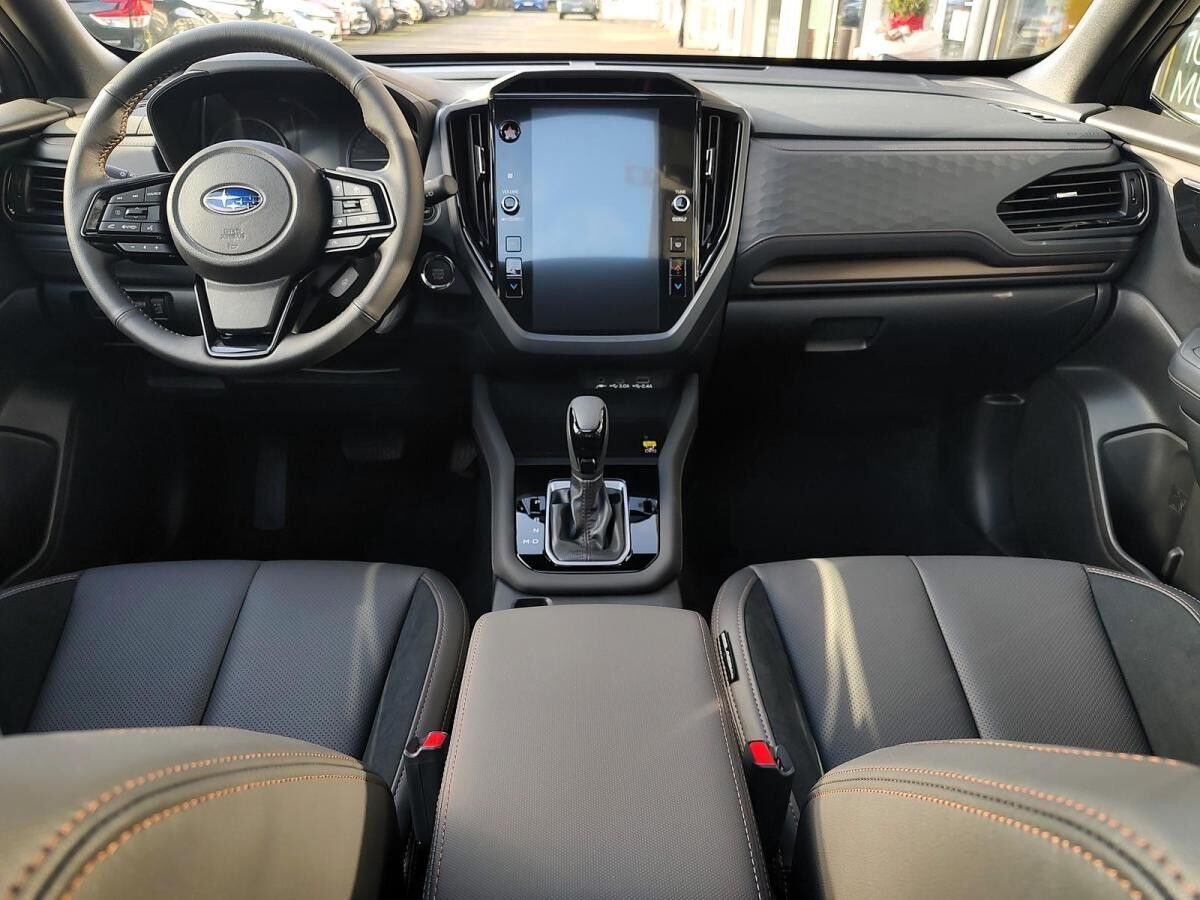 Subaru Forester 2.0ie e-Boxer Platinum MJ 2025