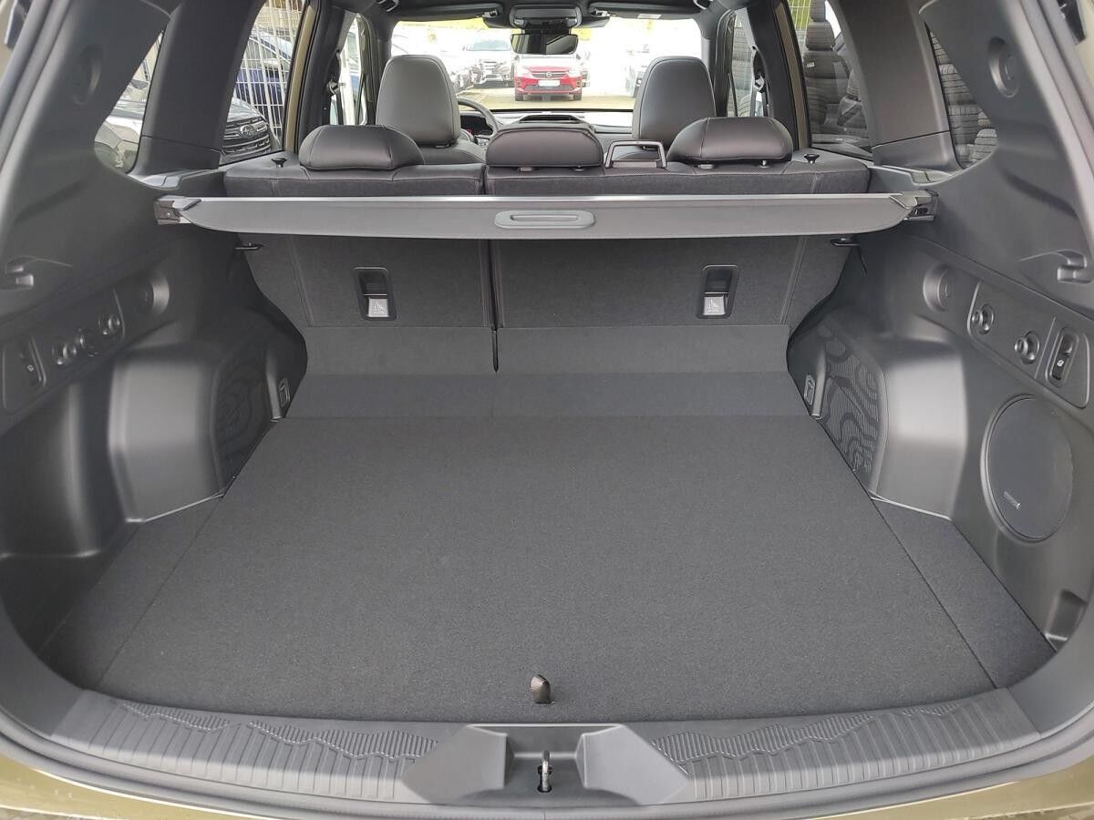 Subaru Forester 2.0ie e-Boxer Platinum MJ 2025