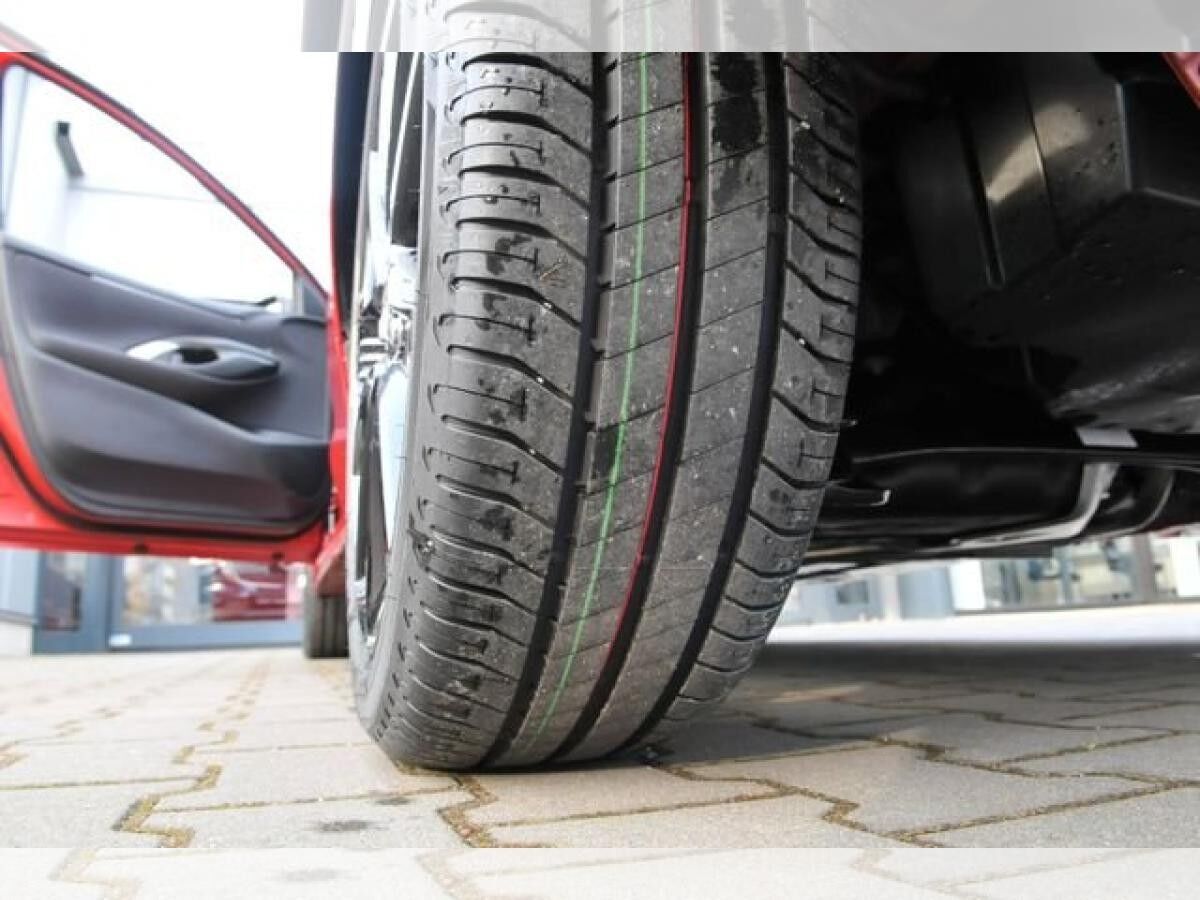 Mazda 2 HYBRID 1.5L VVT-I AUTOM. HOMURA SoMo ACC HOMURA