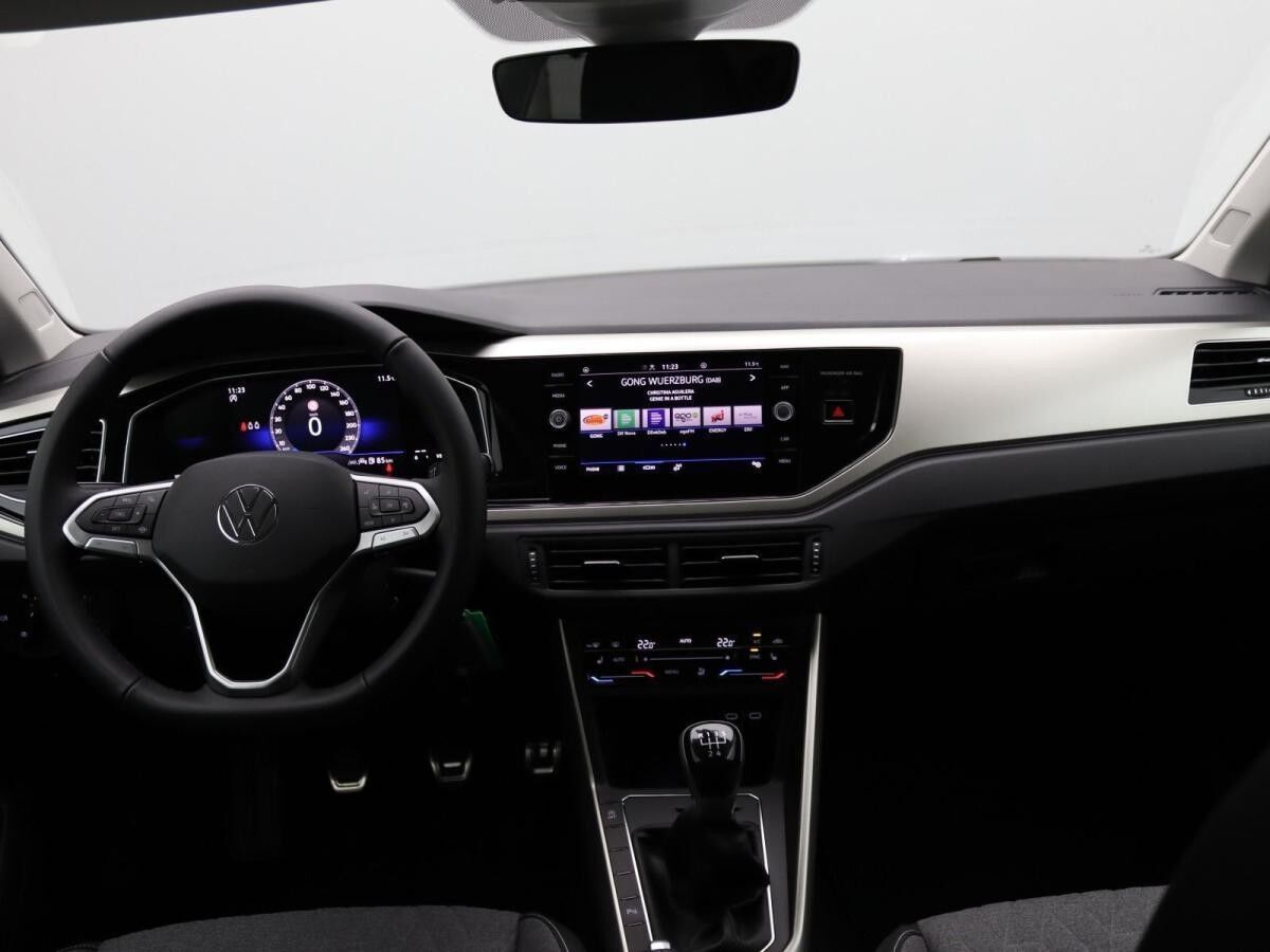 Volkswagen Polo Move 1.0 TSI / App, SHZ, LED, DAB+, PDC