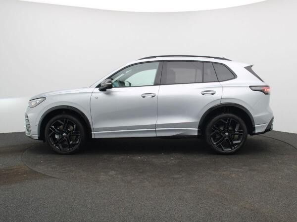 Volkswagen Tiguan R-Line Black 2.0 TDI 4M DSG / Pano, AHK