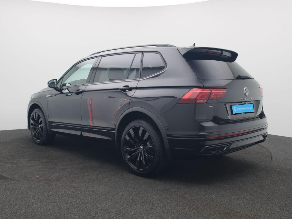 Volkswagen Tiguan Allspace R-Line 2.0TSI DSG 4M / Pano, AHK