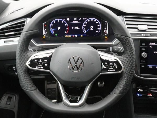 Volkswagen Tiguan Allspace R-Line 2.0TSI DSG 4M / Pano, AHK