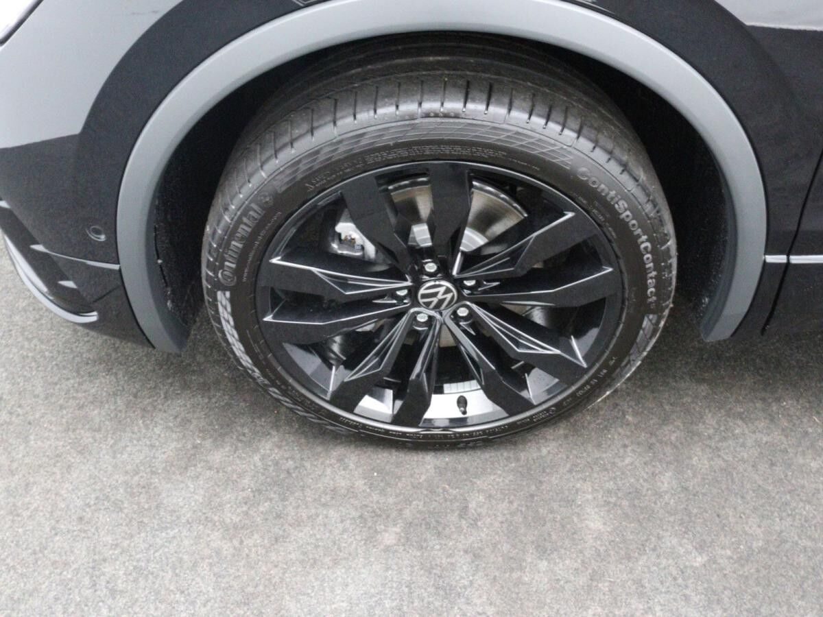 Volkswagen Tiguan Allspace R-Line 2.0TSI DSG 4M / Pano, AHK