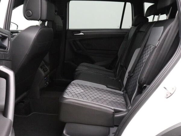 Volkswagen Tiguan Allspace R-Line Black 2.0TDI DSG 4M / AHK