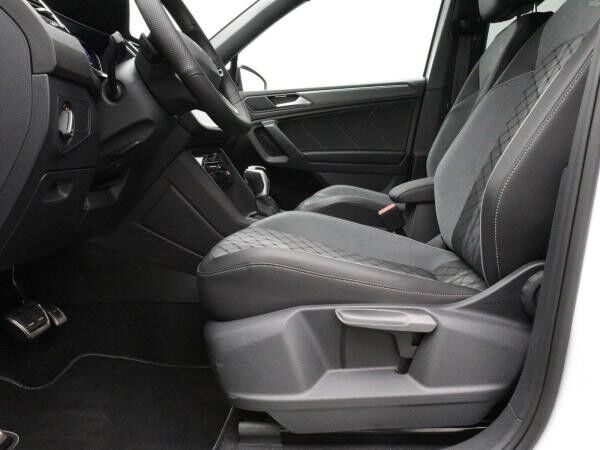 Volkswagen Tiguan Allspace R-Line Black 2.0TDI DSG 4M / AHK