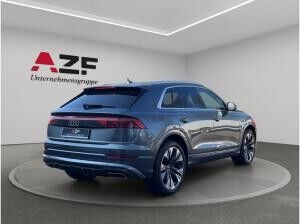Audi Q8 SUV 50 TDI quattro tiptronic+AHK+HEAD-UP+PANO Audi Q8 SUV 50 TDI quattro tiptronic+AHK+HEAD-UP+PANO