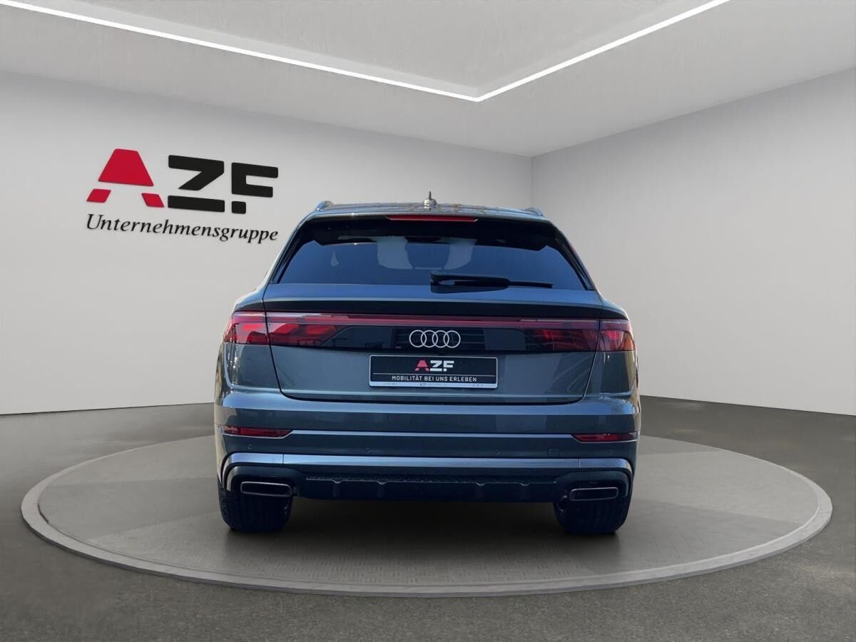 Audi Q8 SUV 50 TDI quattro tiptronic+AHK+HEAD-UP+PANO