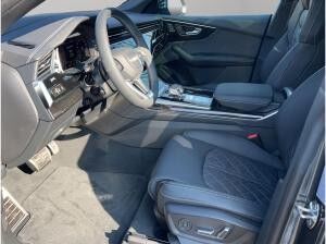 Audi Q8 SUV 50 TDI quattro tiptronic+AHK+HEAD-UP+PANO Audi Q8 SUV 50 TDI quattro tiptronic+AHK+HEAD-UP+PANO