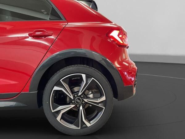 Audi A1 allstreet 30 TFSI S tronic LED LM 18" Navi PDC+RFK Sonos